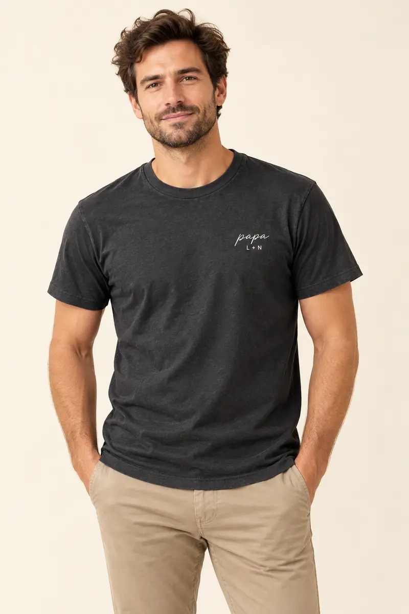 Initiales près du cœur · aperçu porté sur mannequin humain